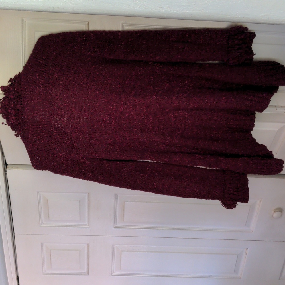 Large Roz & Ali Sweater - Picture 2 of 2